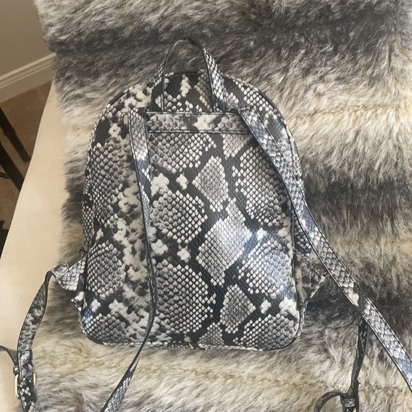Aldo Snake printed Backpack - Picture 4 of 11